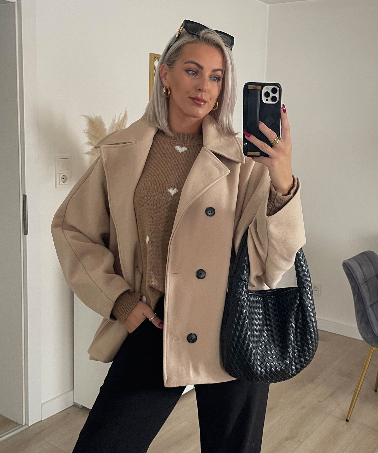 Joana oversized jas in beige