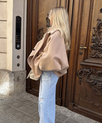 Joana oversized jas in beige