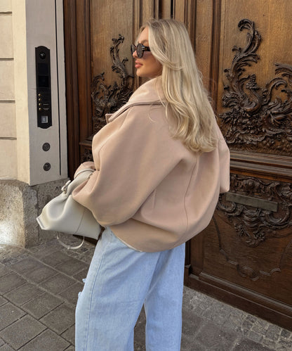 Joana oversized jas in beige