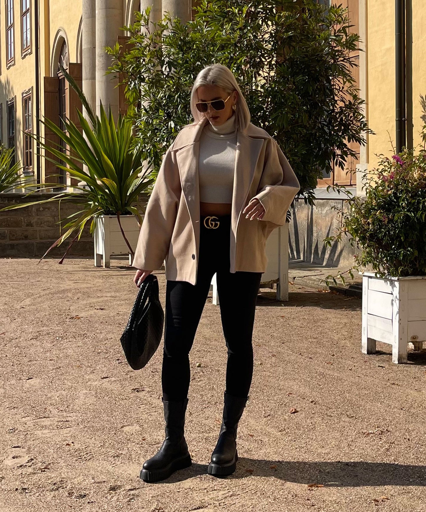 Joana oversized jas in beige