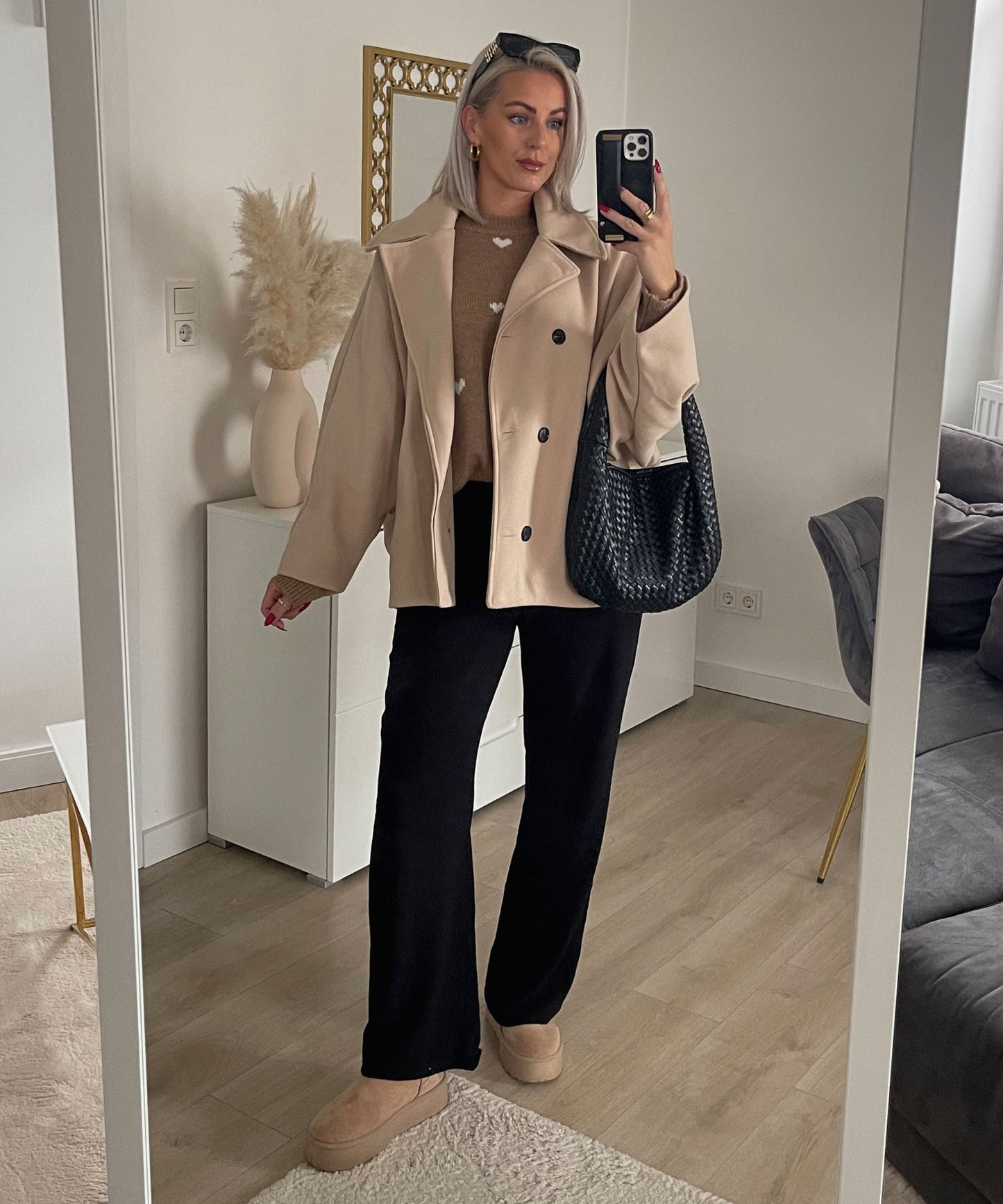 Joana oversized jas in beige