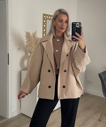 Joana oversized jas in beige
